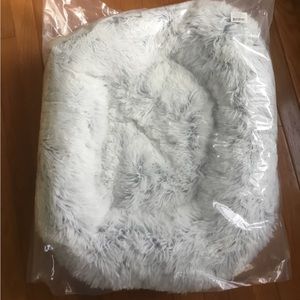 NEW Cat Dog Animal Bed-Best Friends by Sheri The Original Calming Donut Cuddler